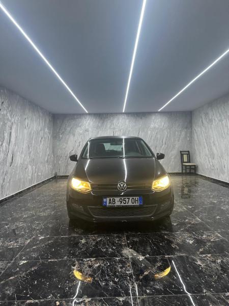 VOLKSWAGEN POLO 2014