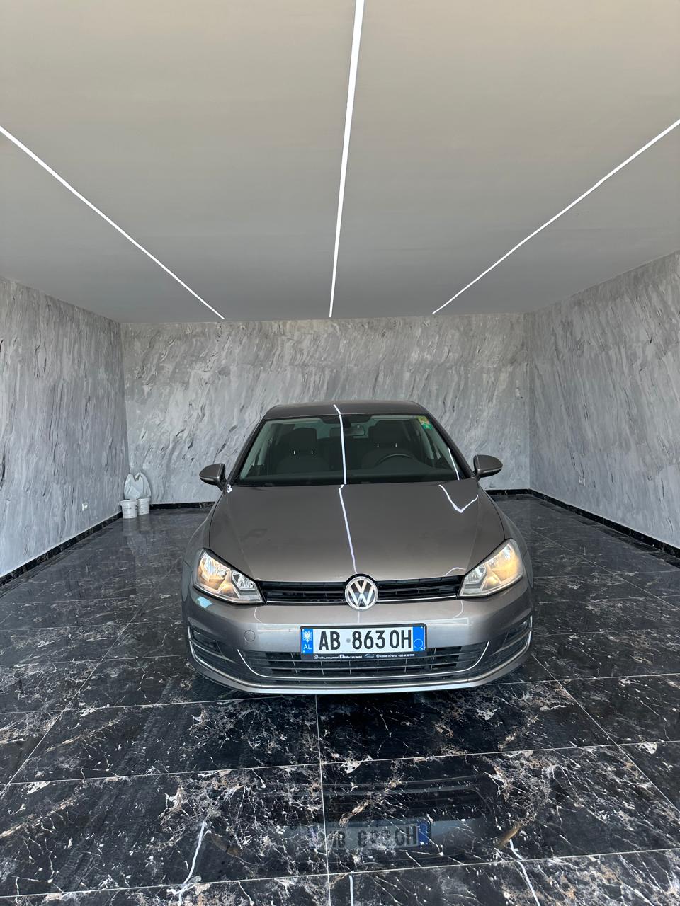 VOLKSWAGEN GOLF 7